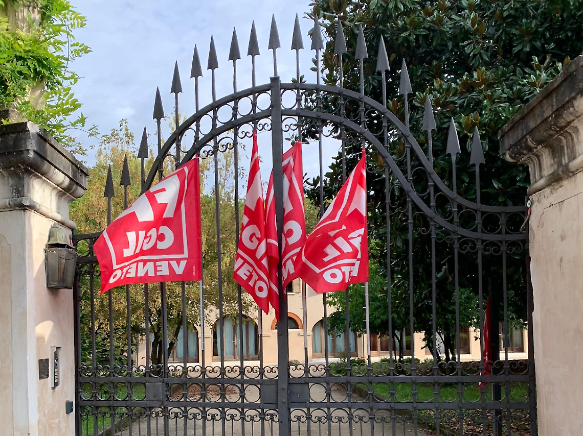 Villa Elena, foto del sindacato