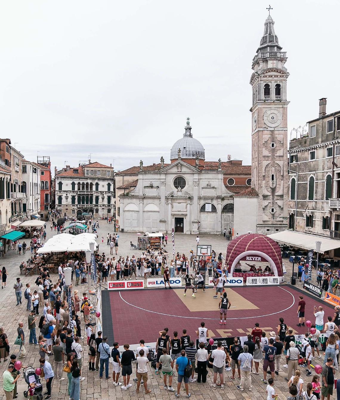 Successo di pubblico e spettacolo per la Reyer City League 2025. A vincere la FDC Tunes contro Zero3x3