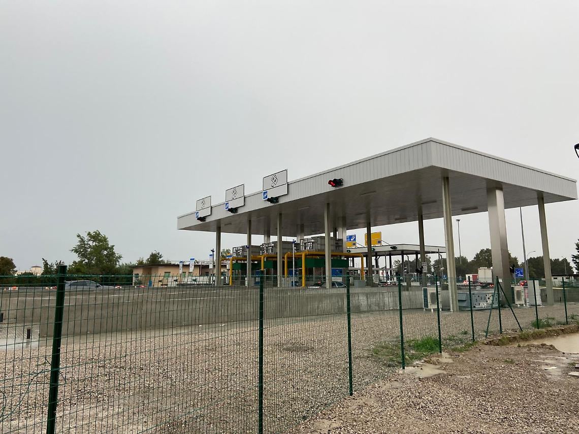 Foto del nuovo casello di San Donà