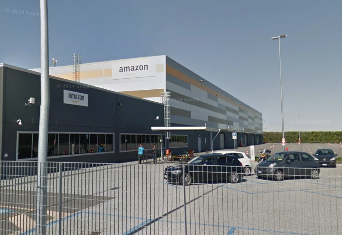 Il centro di smistamento Amazon a Vigonza