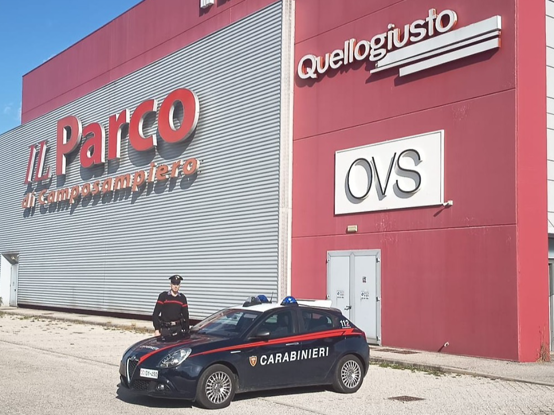 La pattuglia sul luogo del colpo