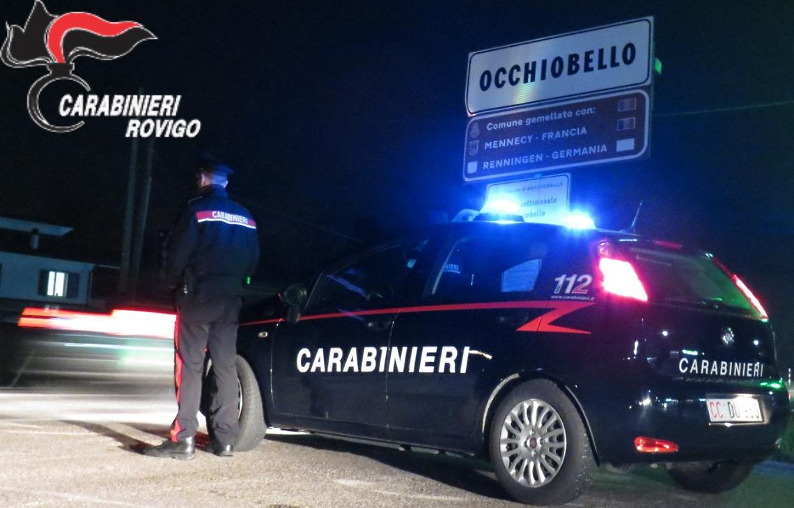 Occhiobello, controlli straordinari dei Carabinieri: droga sequestrata e sanzioni a due esercizi commerciali