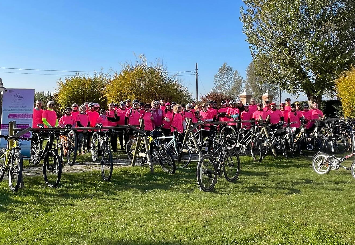Jesolo si tinge di rosa per il mese della prevenzione