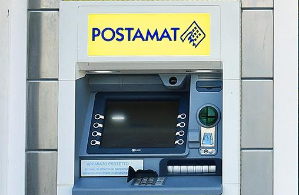 Villamarzana, Postamat fatto saltare dentro il municipio: ordigno devasta la piazza alle 4.30