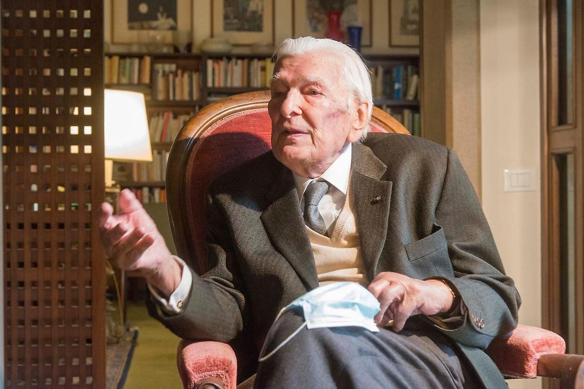 Addio a Celio Bottaro, l’ultimo partigiano padovano: si è spento a 100 anni 