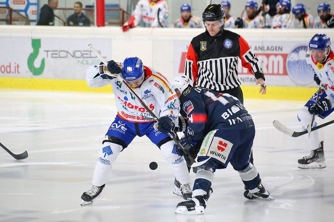 Una partita tra Asiago e gli Unterland Cavaliers. Foto di Serena Fantini