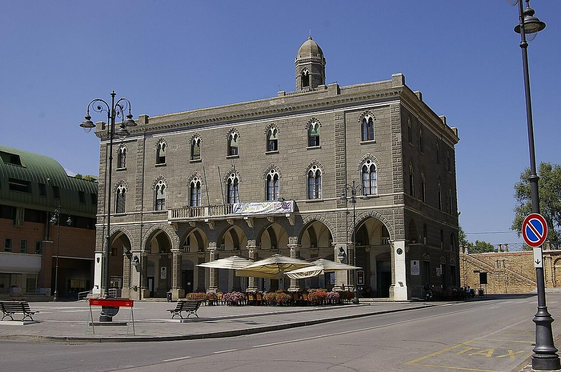 Palazzo Barbiani, sede del municipio di Cavazere