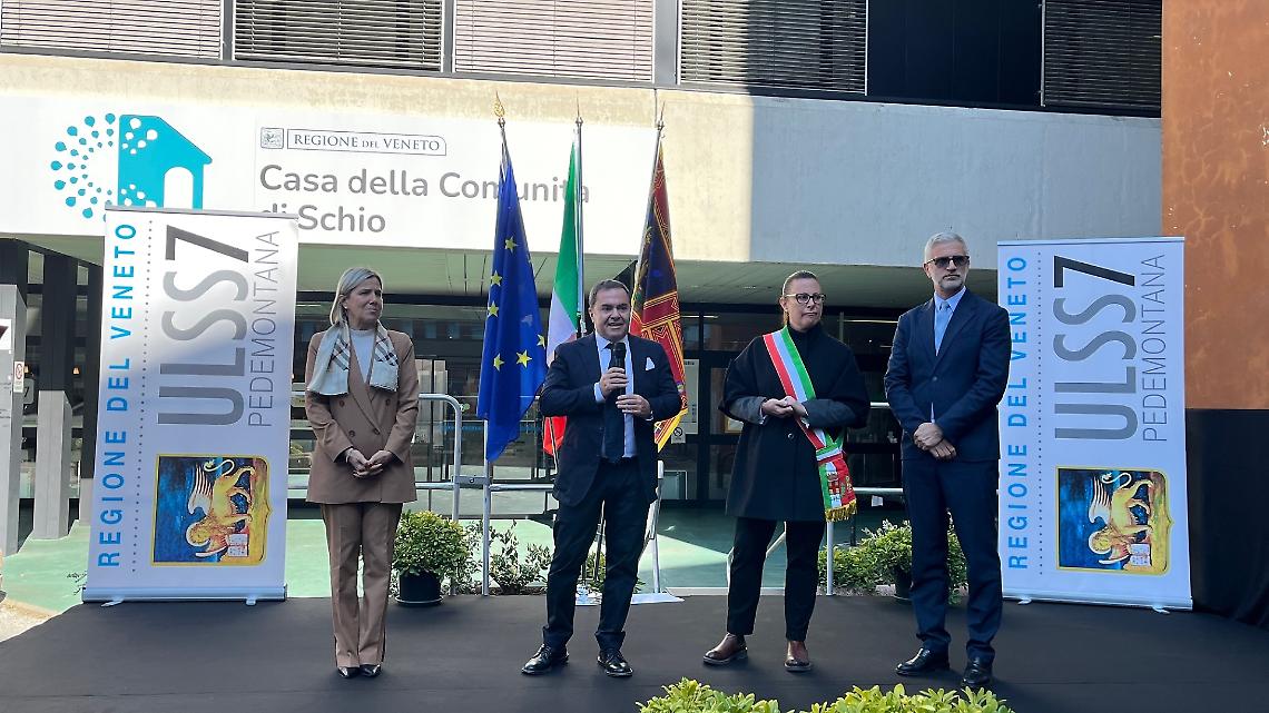 Foto dell'inaugurazione