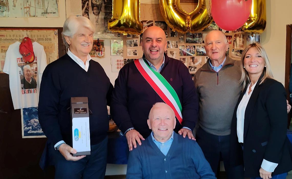 Foto festeggiamenti 101 anni del Signor Bruno Scarso