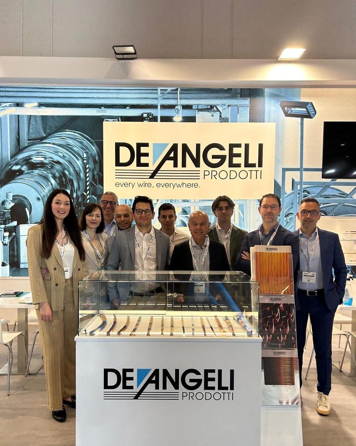 Grande festa per i trent'anni della De Angeli di Bagnoli