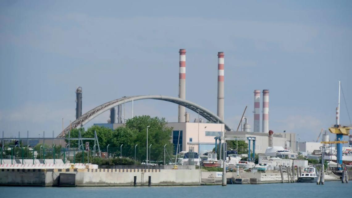 L'impianto Altuglas a Porto Marghera