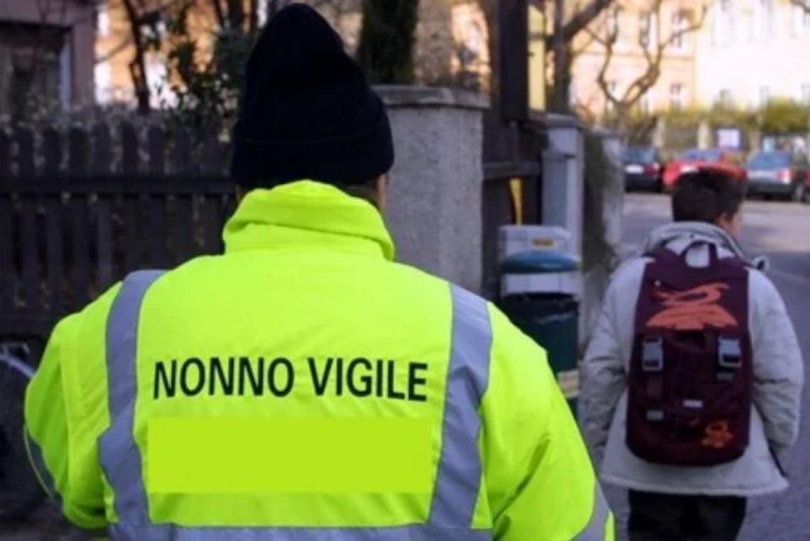 Vigonza, boom di nonni vigili: iscrizioni record per l'accompagnamento scolastico e la vigilanza dei parchi