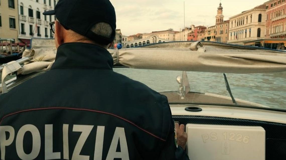 Polizia lagunare in azione