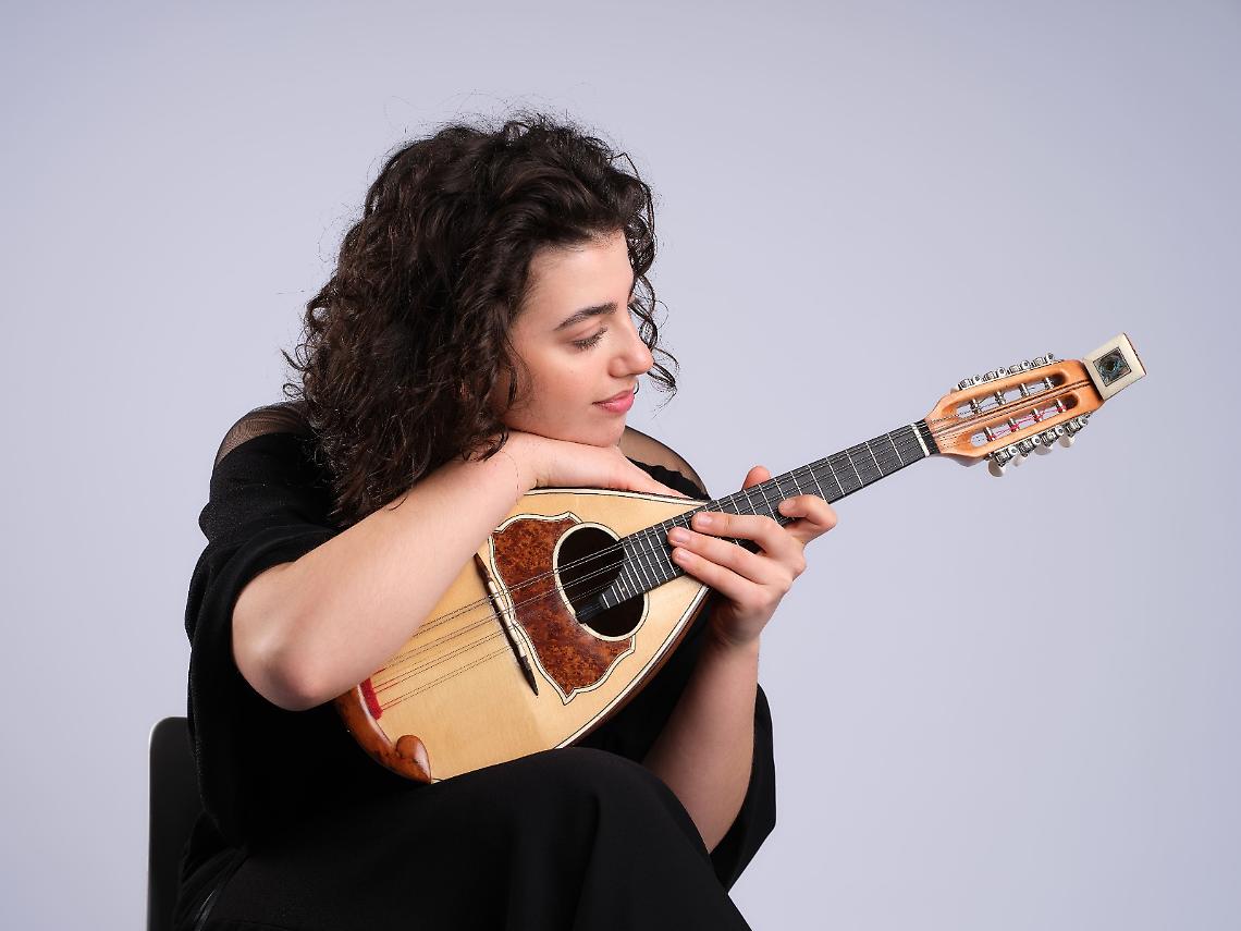 Rebecca Della Ragione in concerto a San Vincenzo: il mandolino tra tradizione e innovazione