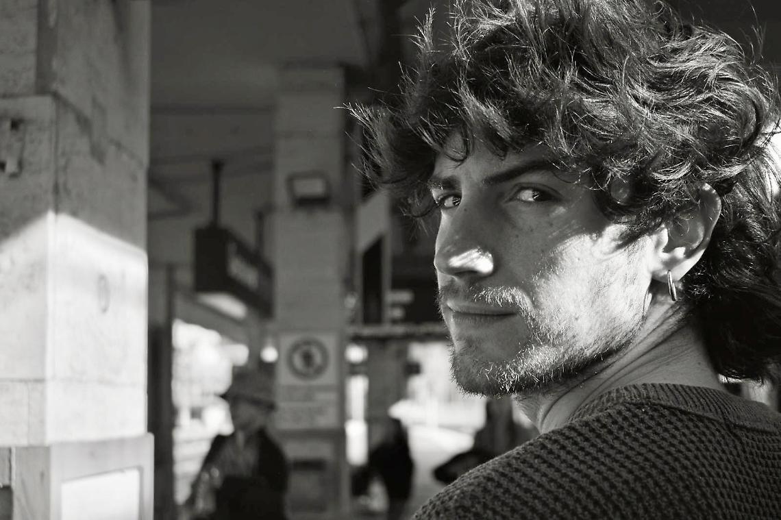 Il giovane padovano Antonio Mazzanti è in tutte le librerie con "Nebbia"