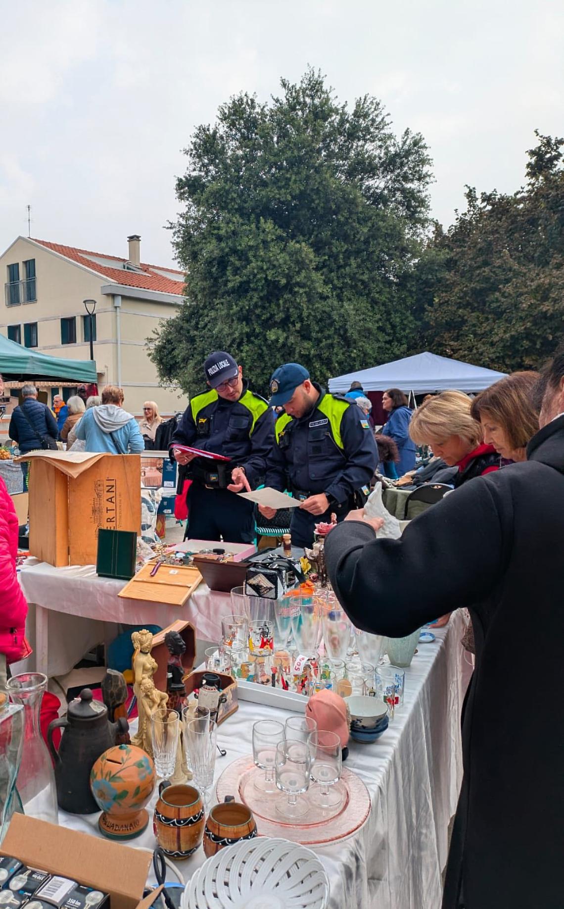 Cadoneghe. Blitz anti abusivi al mercato, Schiesaro: "Ne faremo ancora"