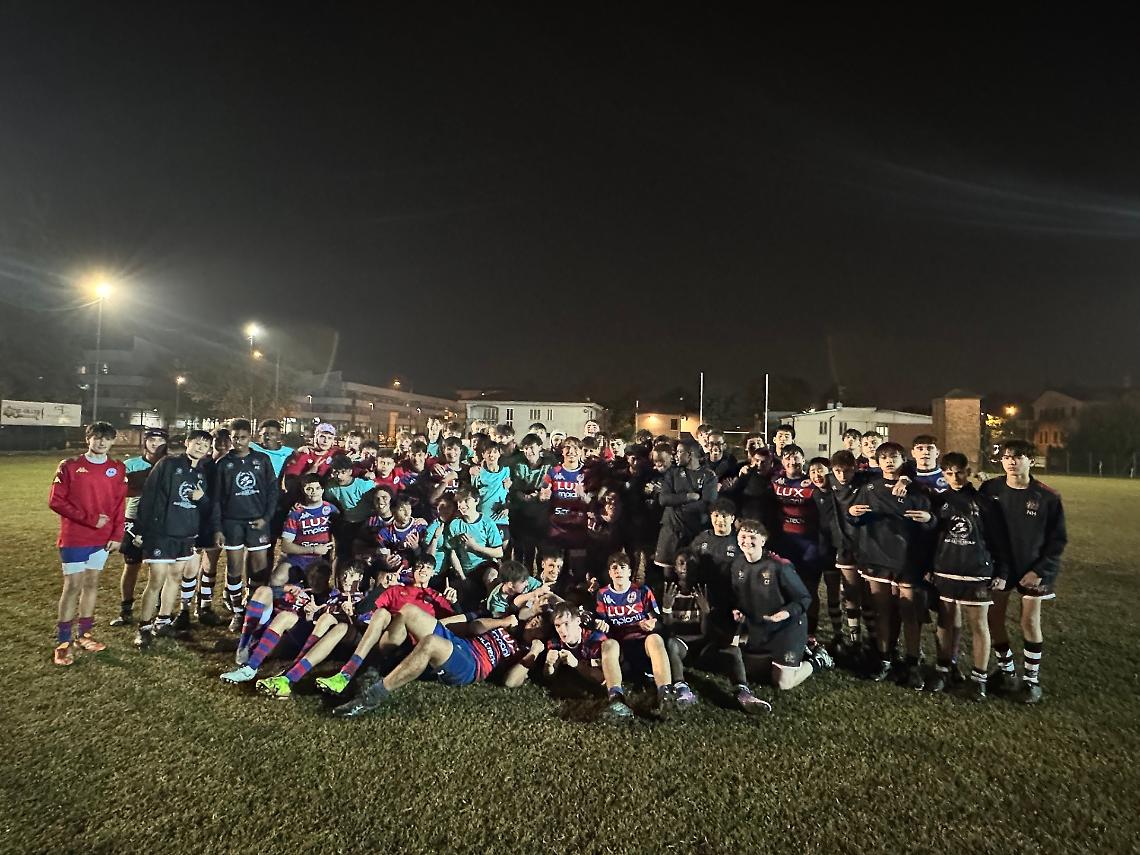 Rugby internazionale per le giovanili della Monti Rovigo Junior e del Frassinelleche hanno giocato contro gli inglesi della King Edward VI Five Ways e della King’s Ely School