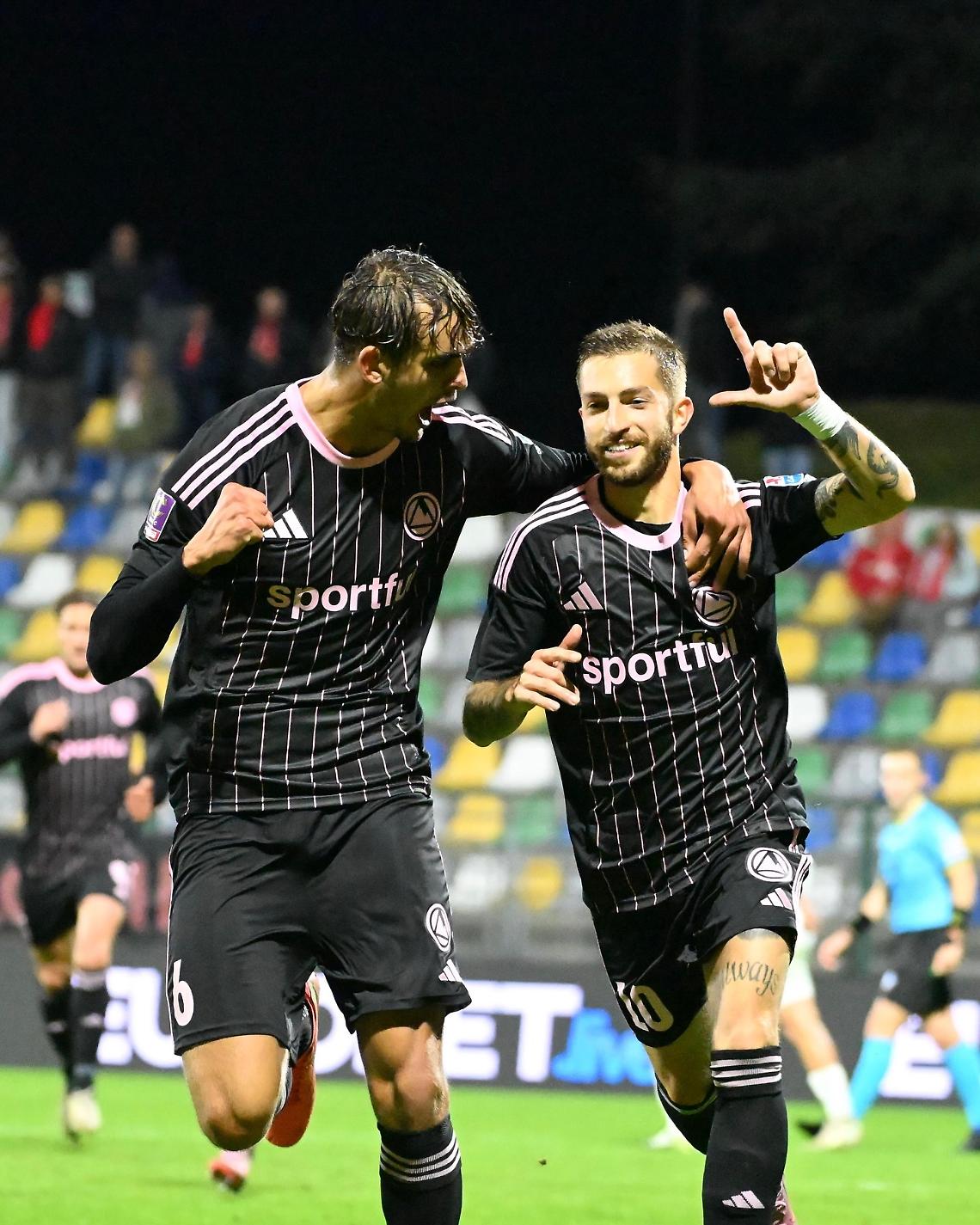 Dolomiti Bellunesi da sogno: tre punti di platino con la Triestina