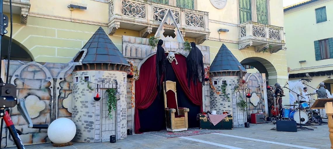 Mestre si trasforma in regno della magia con “Happy Halloween 2025”