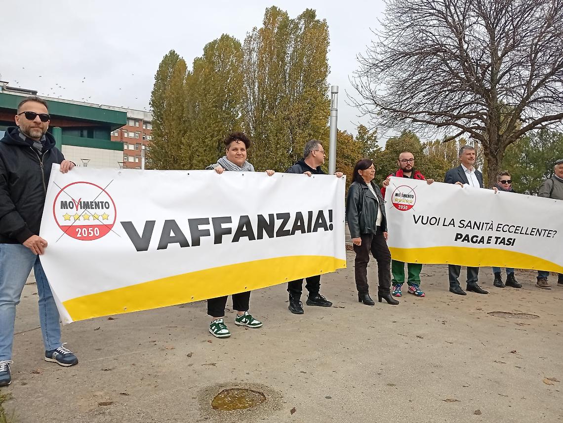 Stop al 'paga e tasi': il M5S a Rovigo difende la sanità pubblica
