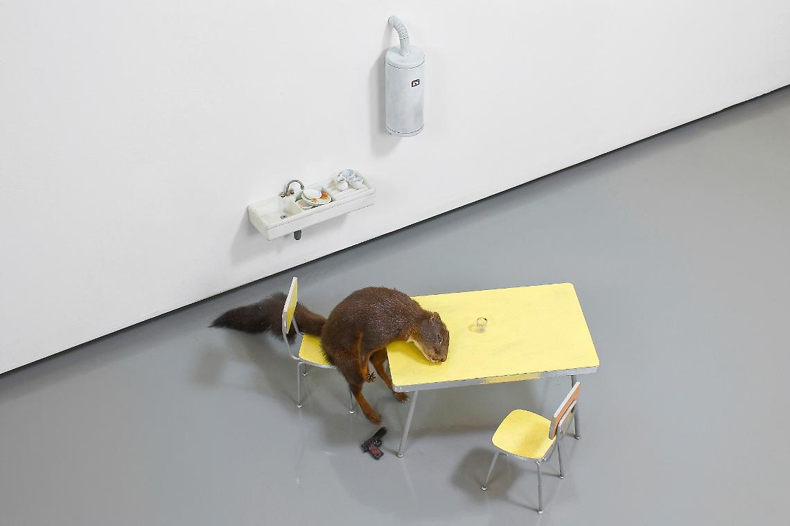 Maurizio Cattelan - Bidibidobidiboo