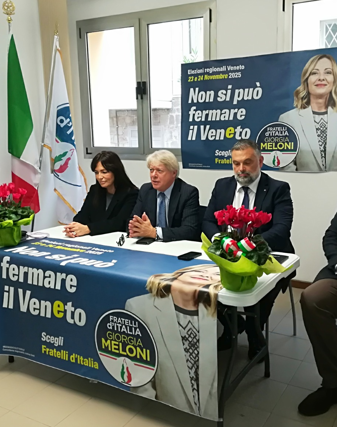 Fratelli d’Italia fa tappa a Rovigo: il senatore De Carlo incontra i candidati polesani