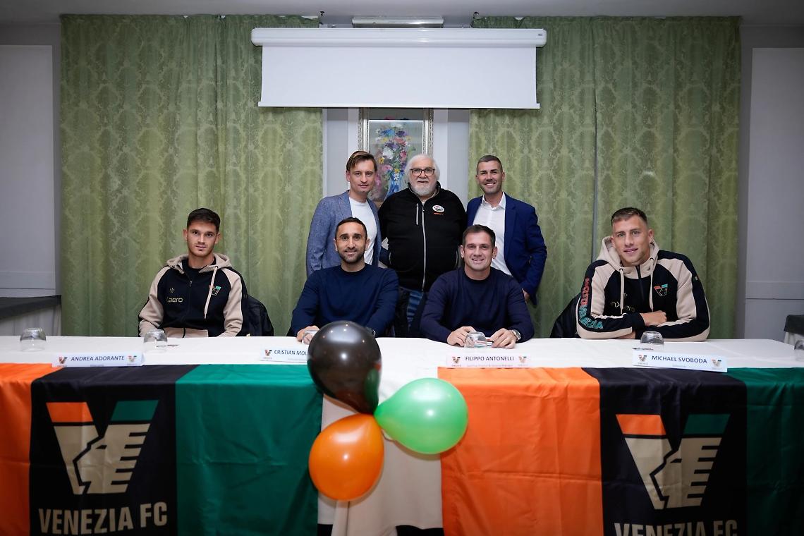 Venezia FC, incontro con i tifosi del Calimero Club: “Solo con lavoro e spirito di squadra torneremo in Serie A”