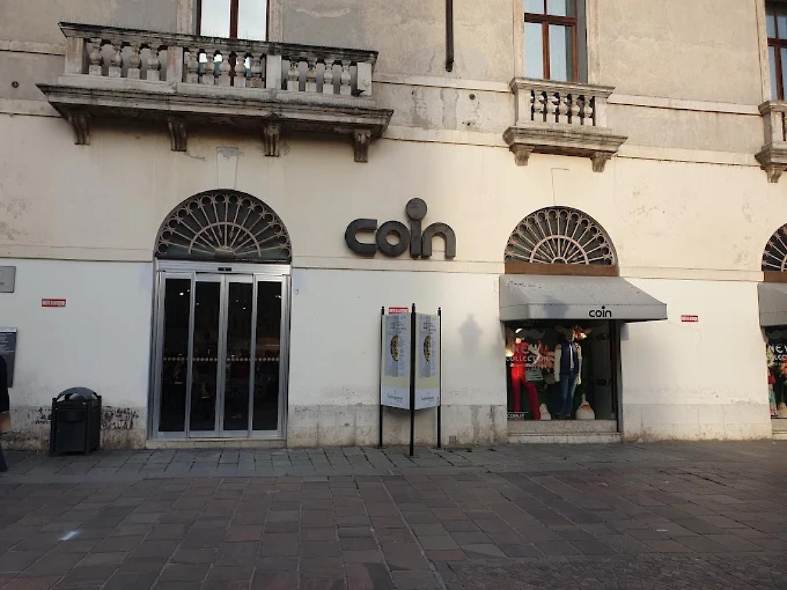 La sede di COIN in centro a Vicenza