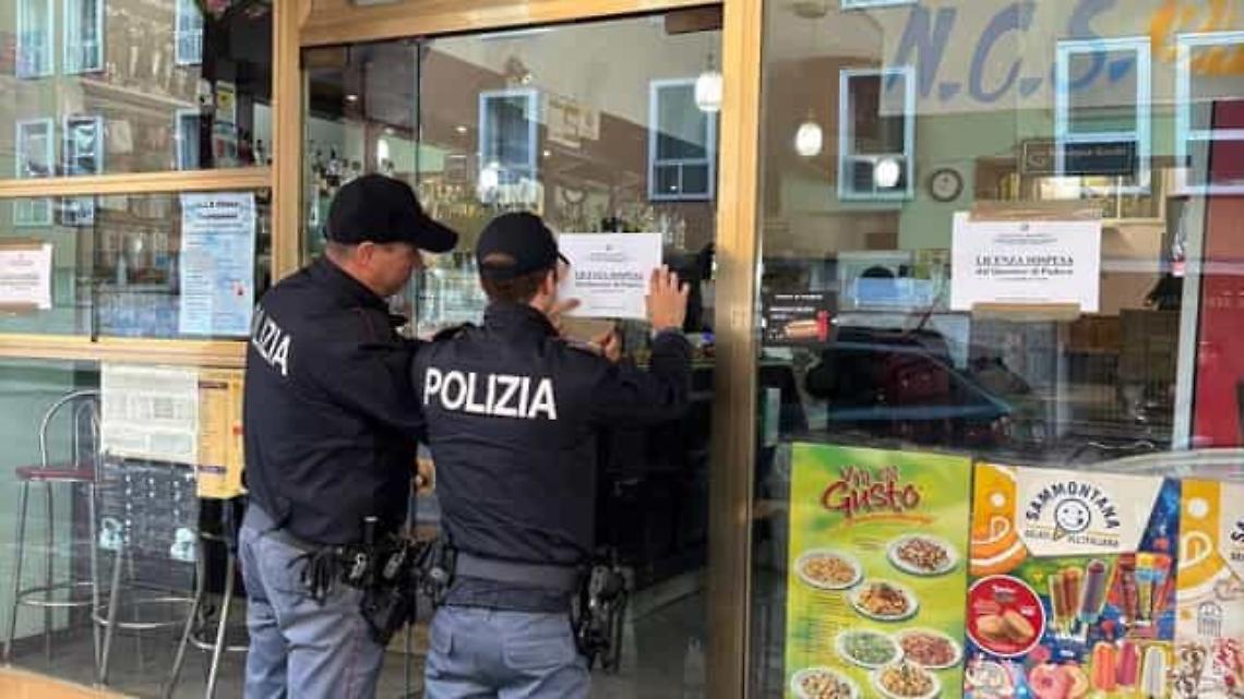 Foto della posa dei sigilli