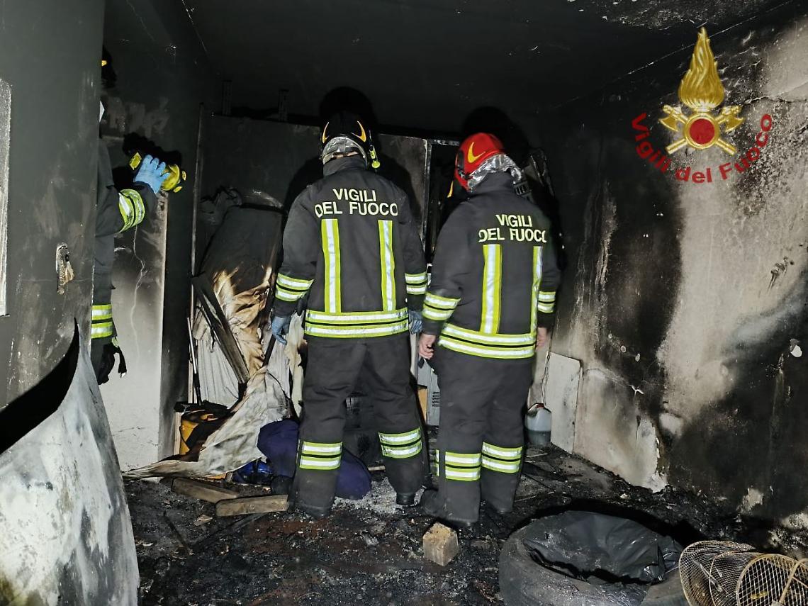 Paura a San Martino Buon Albergo: incendio in uno scantinato, due intossicati