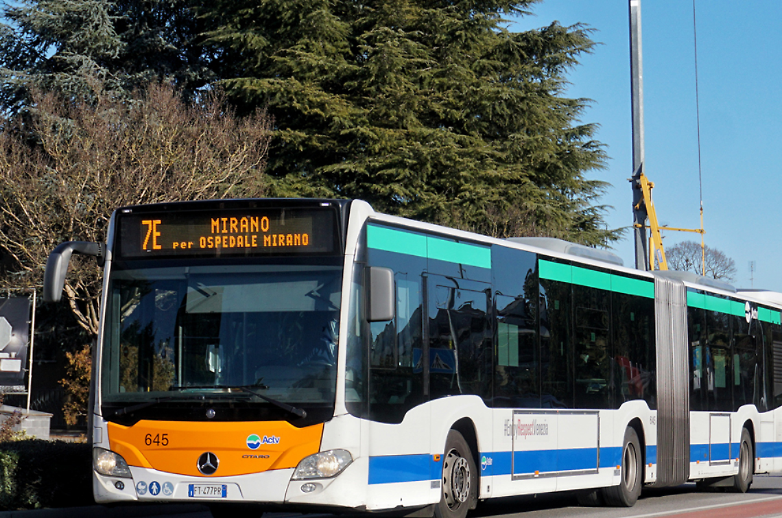 Venezia, dall’aggressione a san polo al fermo sul bus 7E: 35enne denunciato