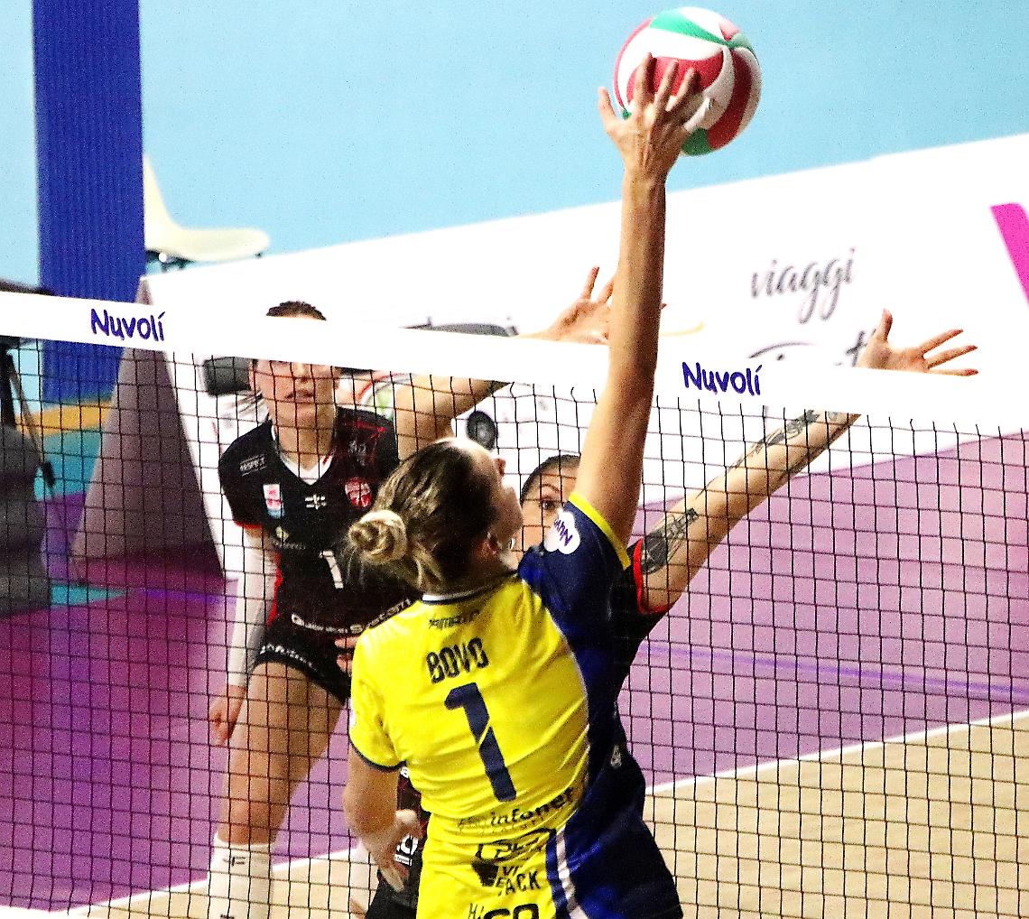 Un attacco vincente della schiacciatrice Bovo