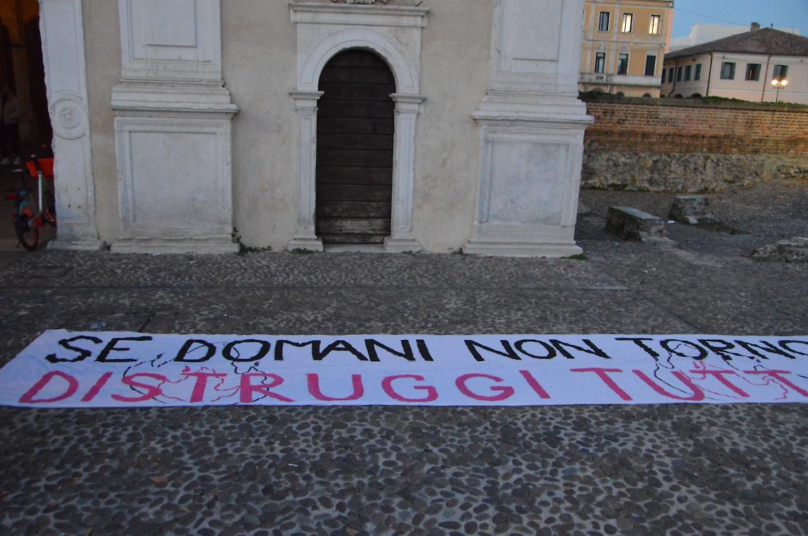 Padova ricorda Giulia Cecchettin: “Un minuto di rumore per Giulia, per tutte”