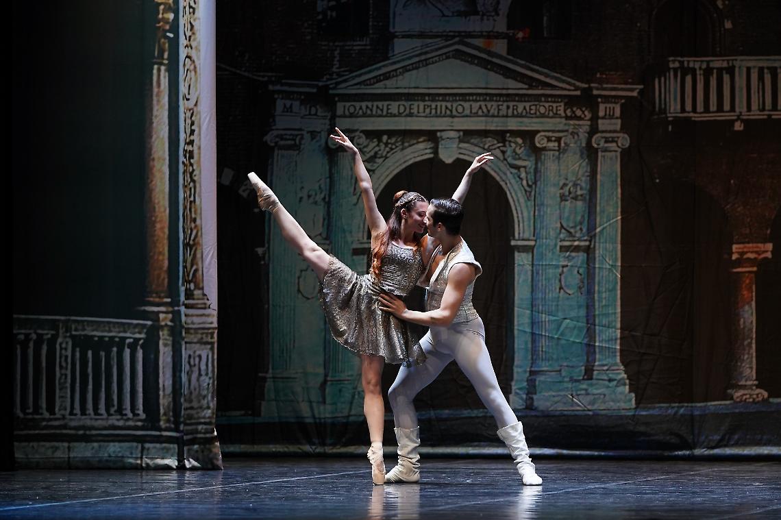Stasera prima al Teatro Salieri di Legnago (VR) : il sipario si alza sul Romeo e Giulietta del Balletto di Milano 