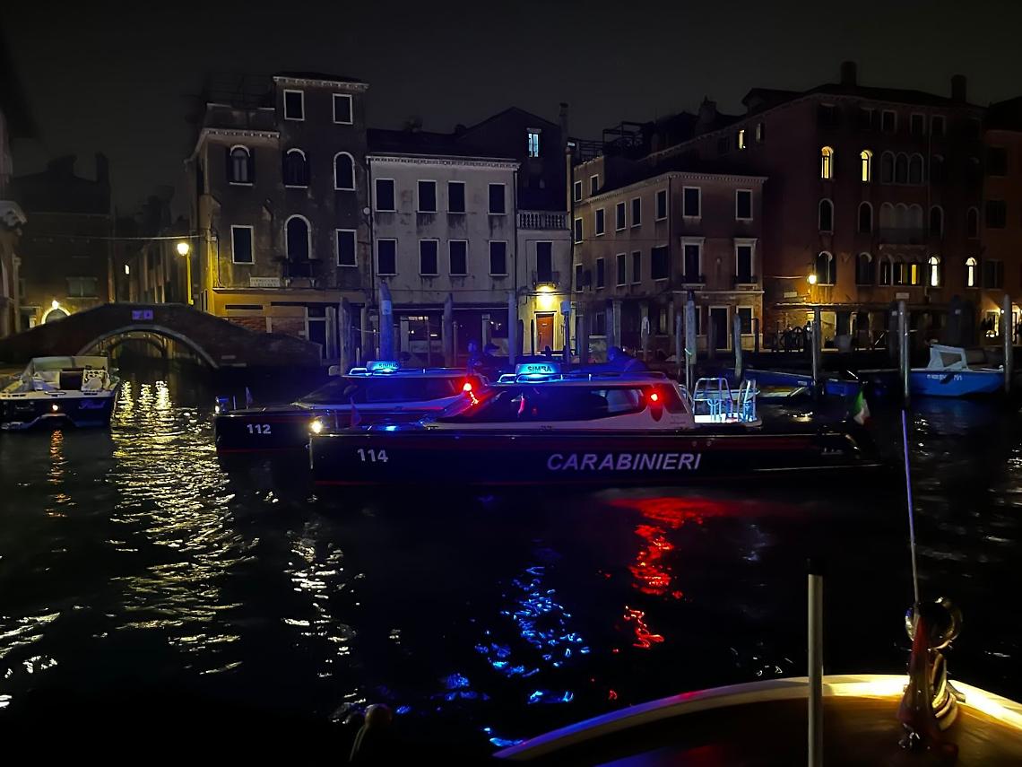 Venezia, spinelli sulle barche: fermati dai Carabinieri sette giovani