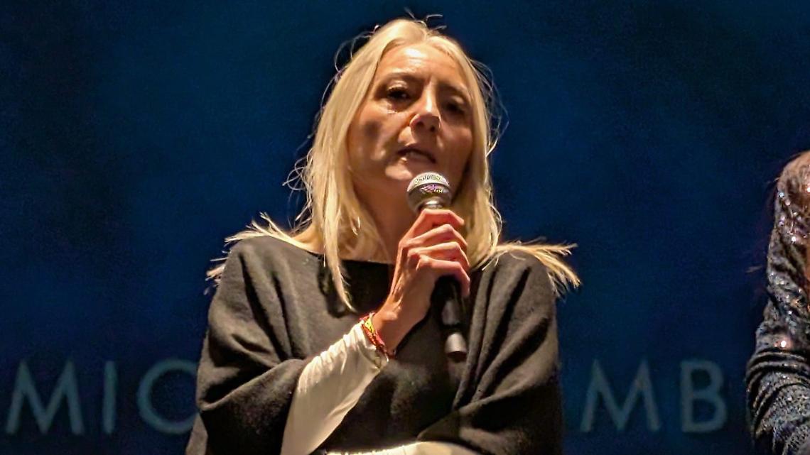 Camilla Costanzo trionfa al Premio Settembrini con il racconto “Tempo al tempo”