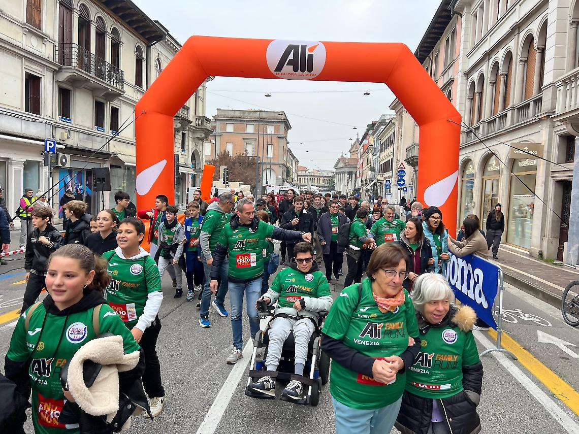 Alì Family Run chiude il tour 2025 tra colori, sport e solidarietà a San Donà di Piave