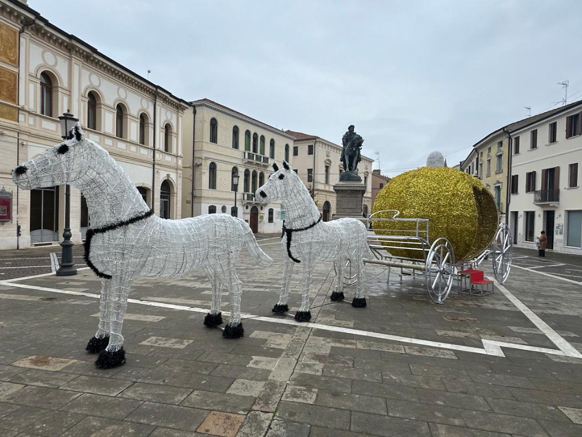 Rovigo accende la magia del Natale