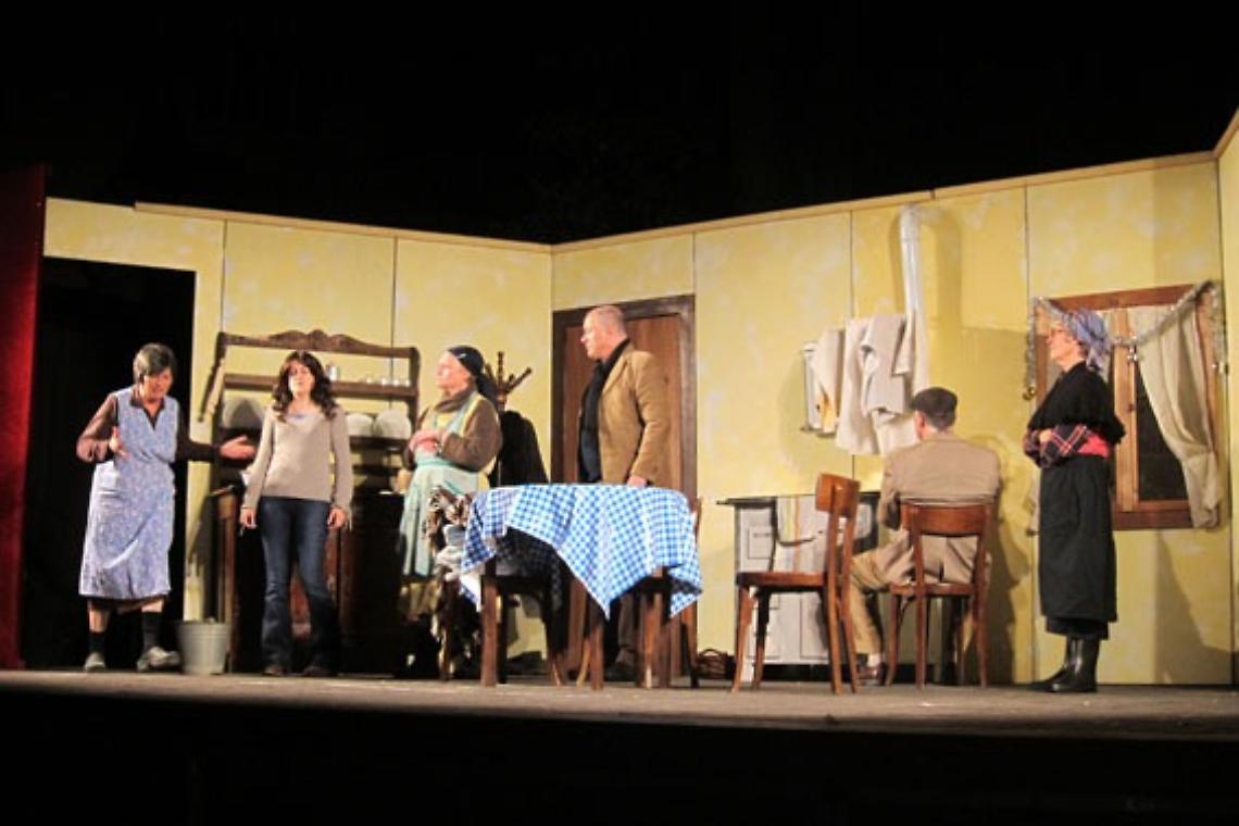 Natale a casa Cavin: il teatro popolare veneto torna al Torresino