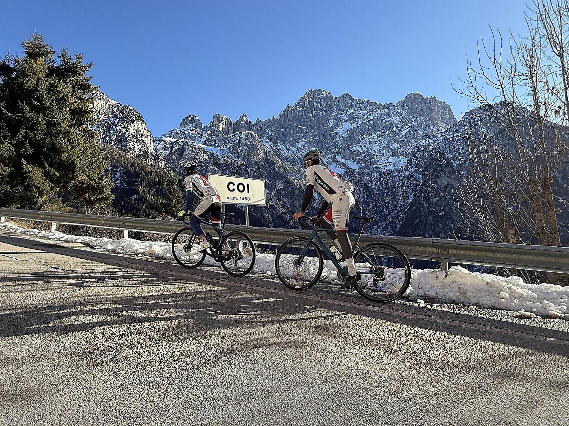 Foto della salita ai Piani di Pezzè