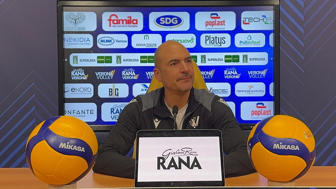 Coach Soli di Rana Verona