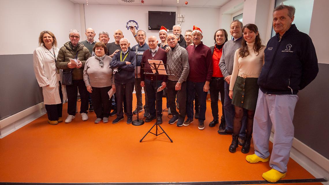 Uoc Otorinolaringoiatria: il coro degli ex pazienti dalla laringectomia al concerto di Natale
