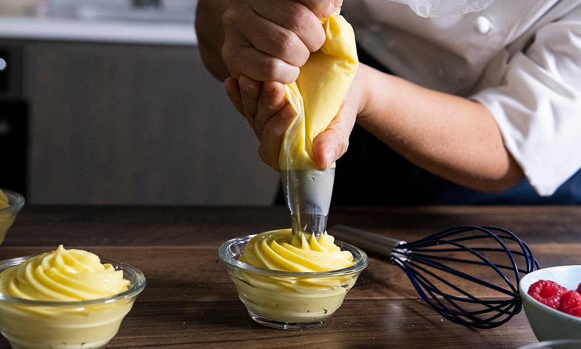 I 5 segreti per fare la crema natalizia perfetta: un dolce che conquista ogni palato