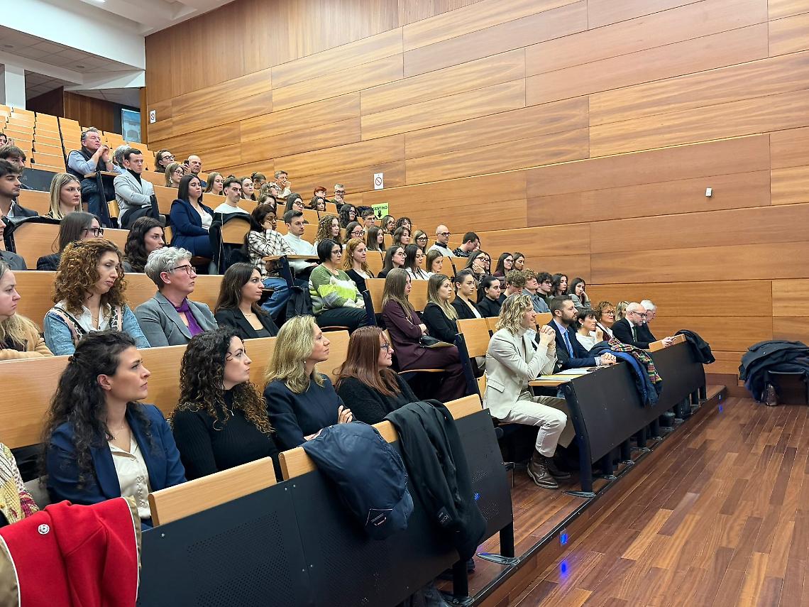 Neolaureati delle professioni sanitarie: a Vicenza la consegna dei diplomi e opportunit&agrave; di lavoro immediate