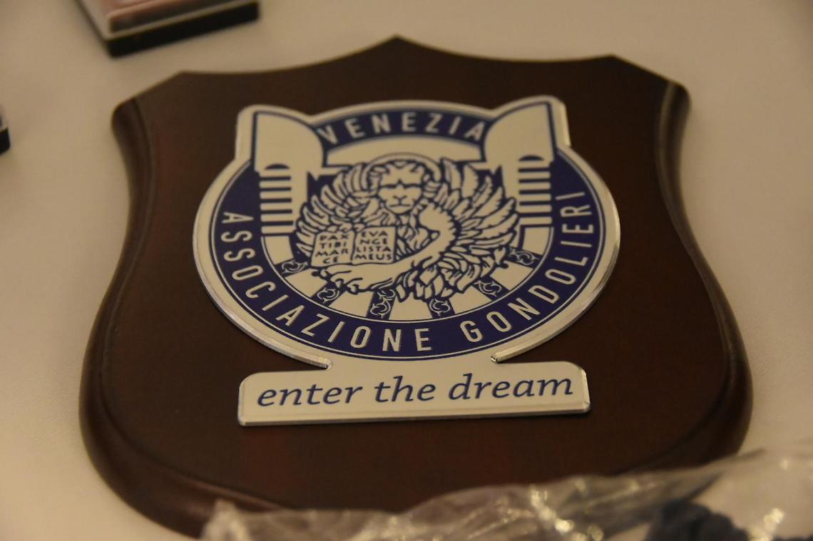 Lo stemma dell'associazione