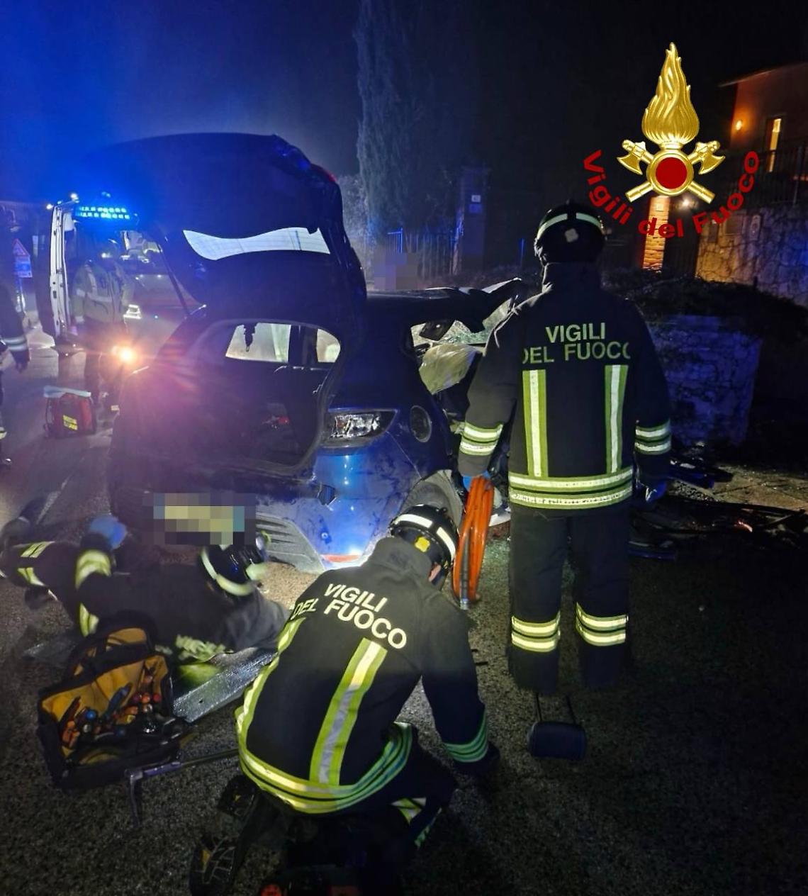 Auto finisce contro un muro ad Arcugnano: un giovane perde la vita