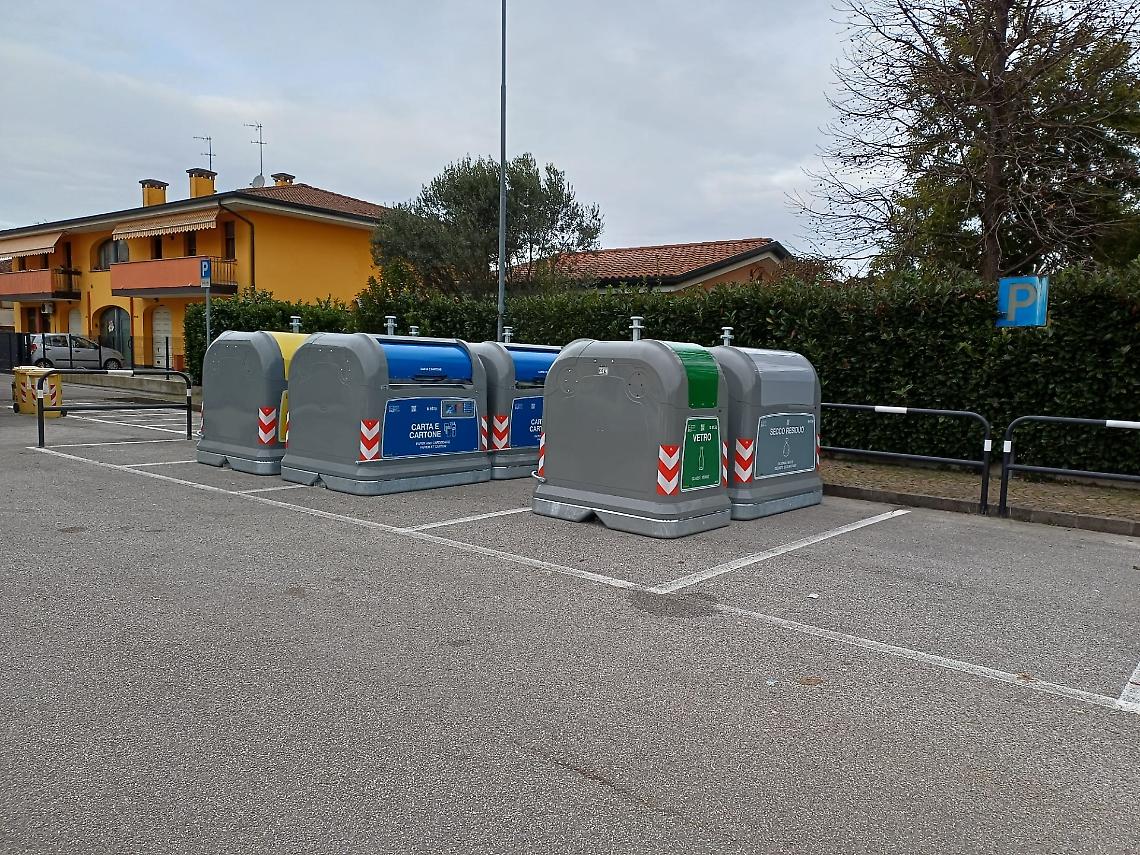 Campodarsego: nuova isola ecologica H24 in Piazza Pertini