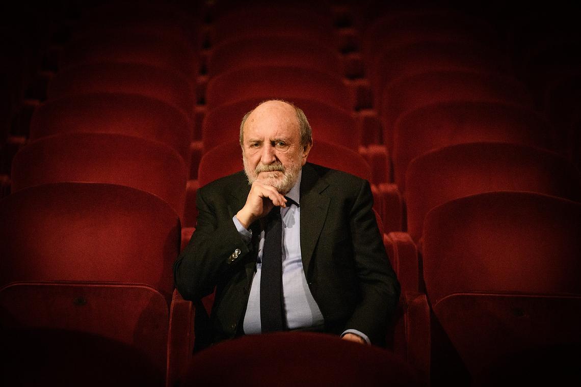 Galimberti inaugura il nuovo anno al Teatro Comunale: un viaggio nel mistero delle emozioni