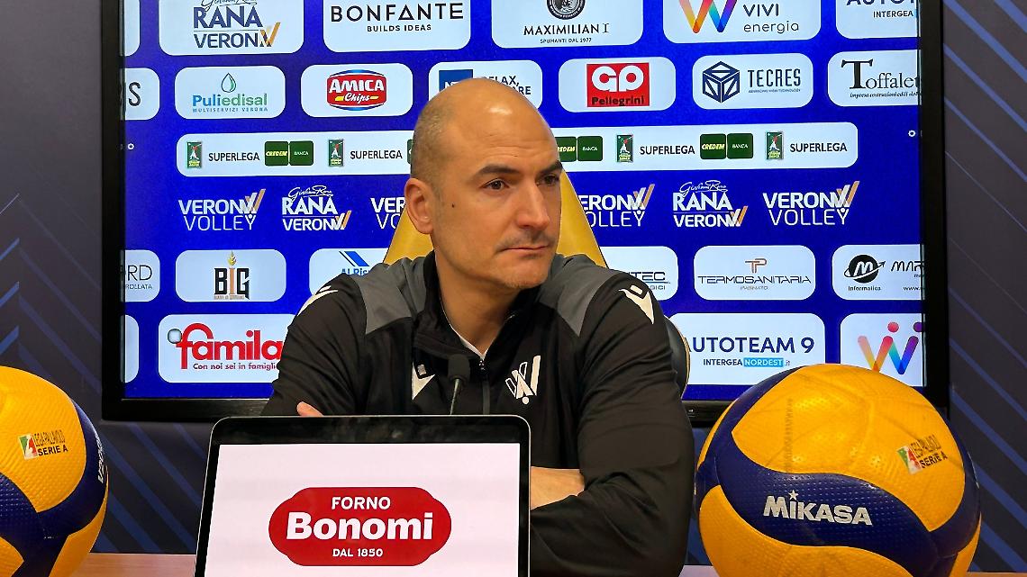 Coach Soli di Rana Verona