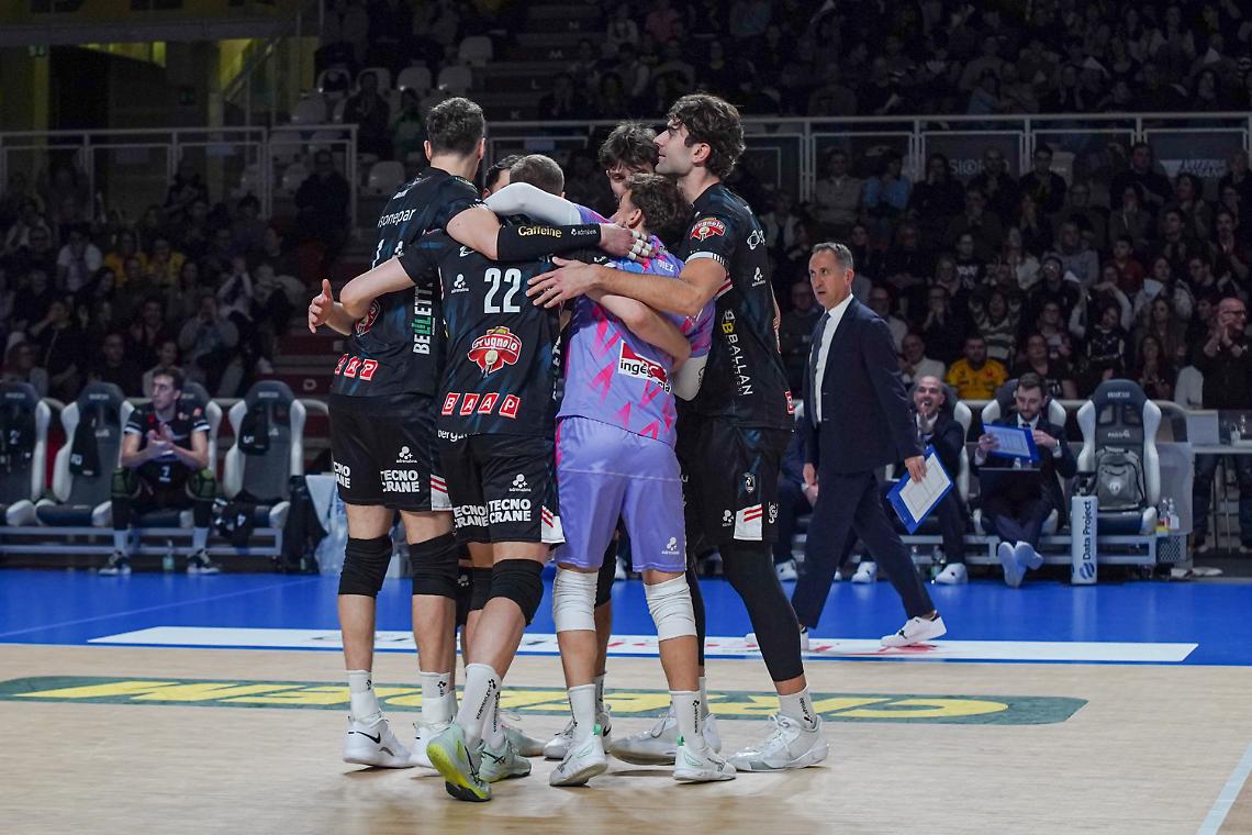 Sonepar Padova lotta ma cede a Modena: 1-3 alla Kioene Arena